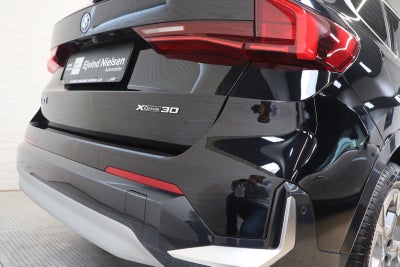 BMW iX1 xDrive30 X-Line