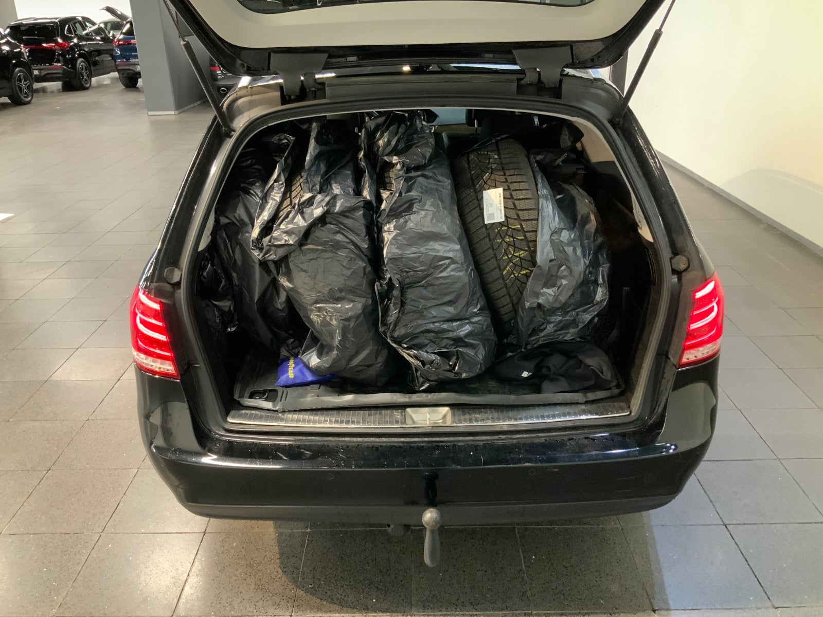 Mercedes-Benz E 220 (6/8)