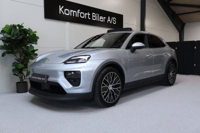 Porsche Macan   5d