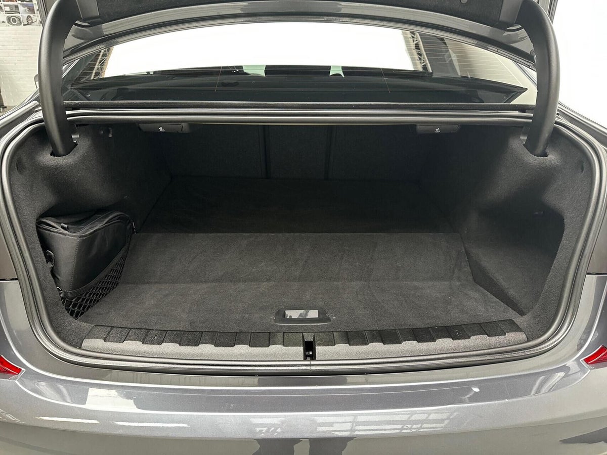 BMW 330e M-Sport aut. billede 13