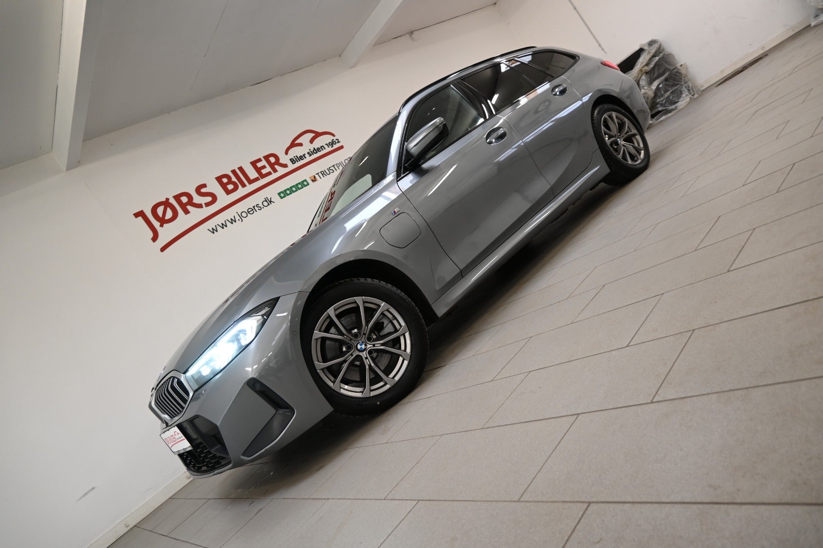 BMW 320e Touring M-Sport aut.