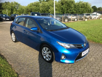 Toyota Auris 1,3 VVT-i T2 Benzin modelår 2012 km 154000 nysynet klimaanlæg ABS airbag alarm centrall