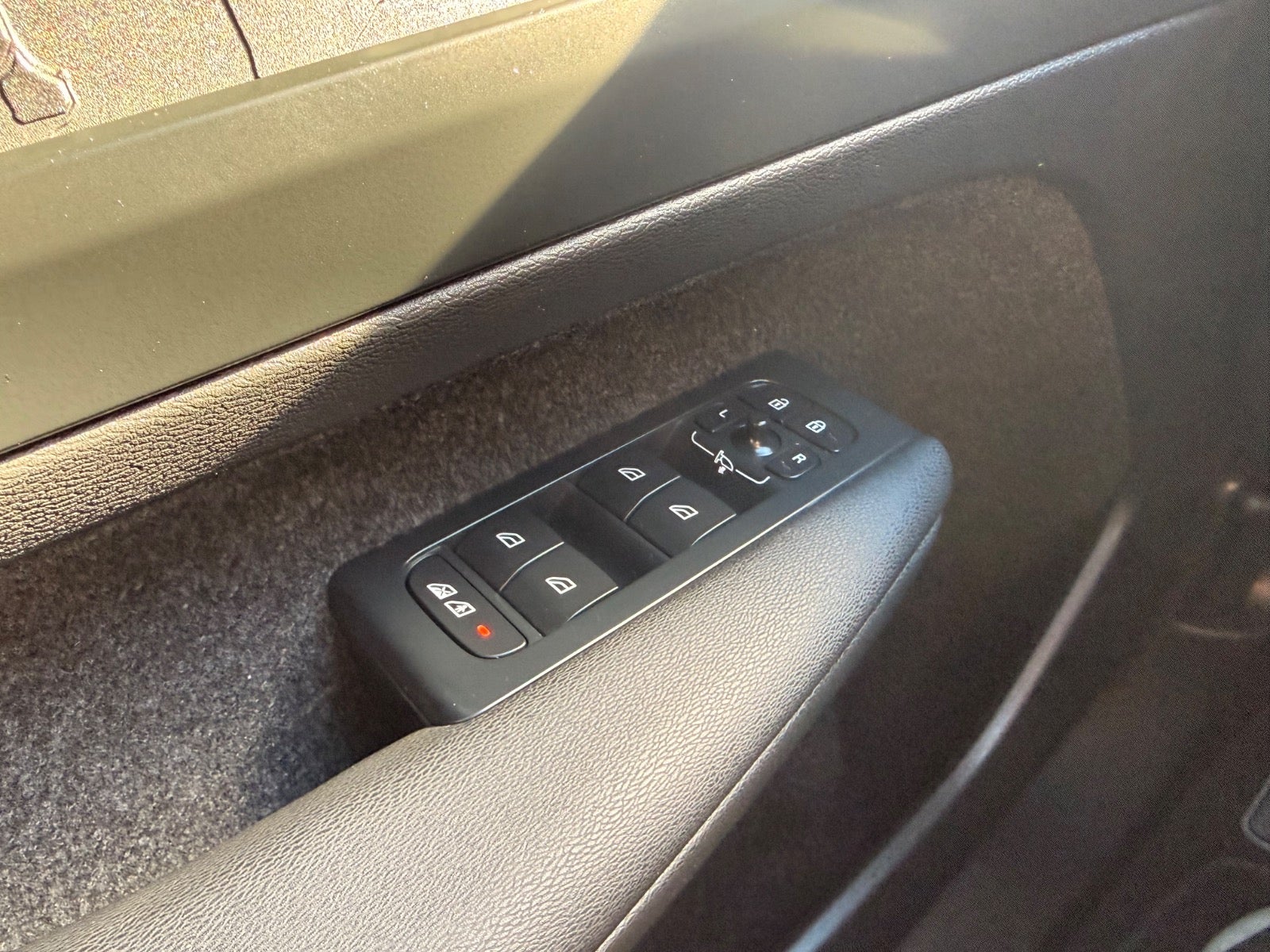 Billede af Volvo C40  P6 ReCharge Core