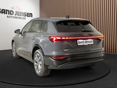 Audi Q6 e-tron S-line quattro Van