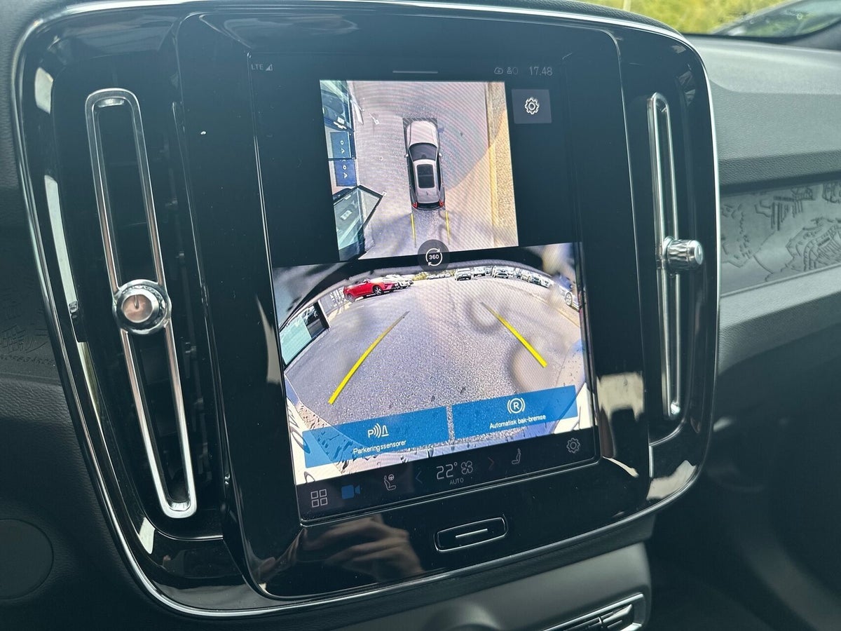 Volvo EX40 Extended Range Black Edition billede 22