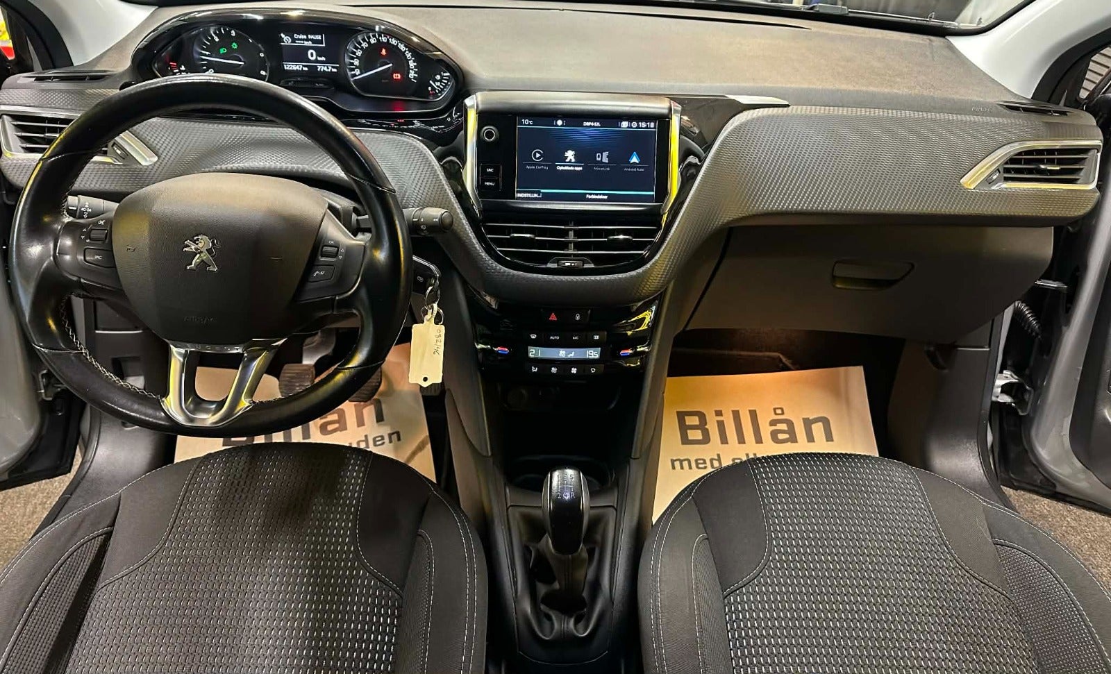 Billede af Peugeot 208 1,5 BlueHDi 100 Infinity Sky