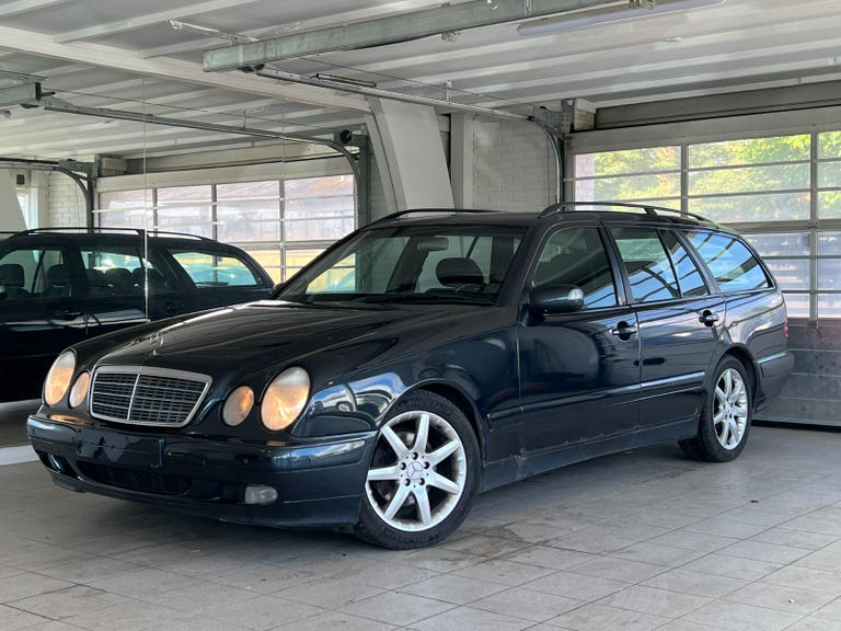 Mercedes E270 CDi Classic stc. aut.