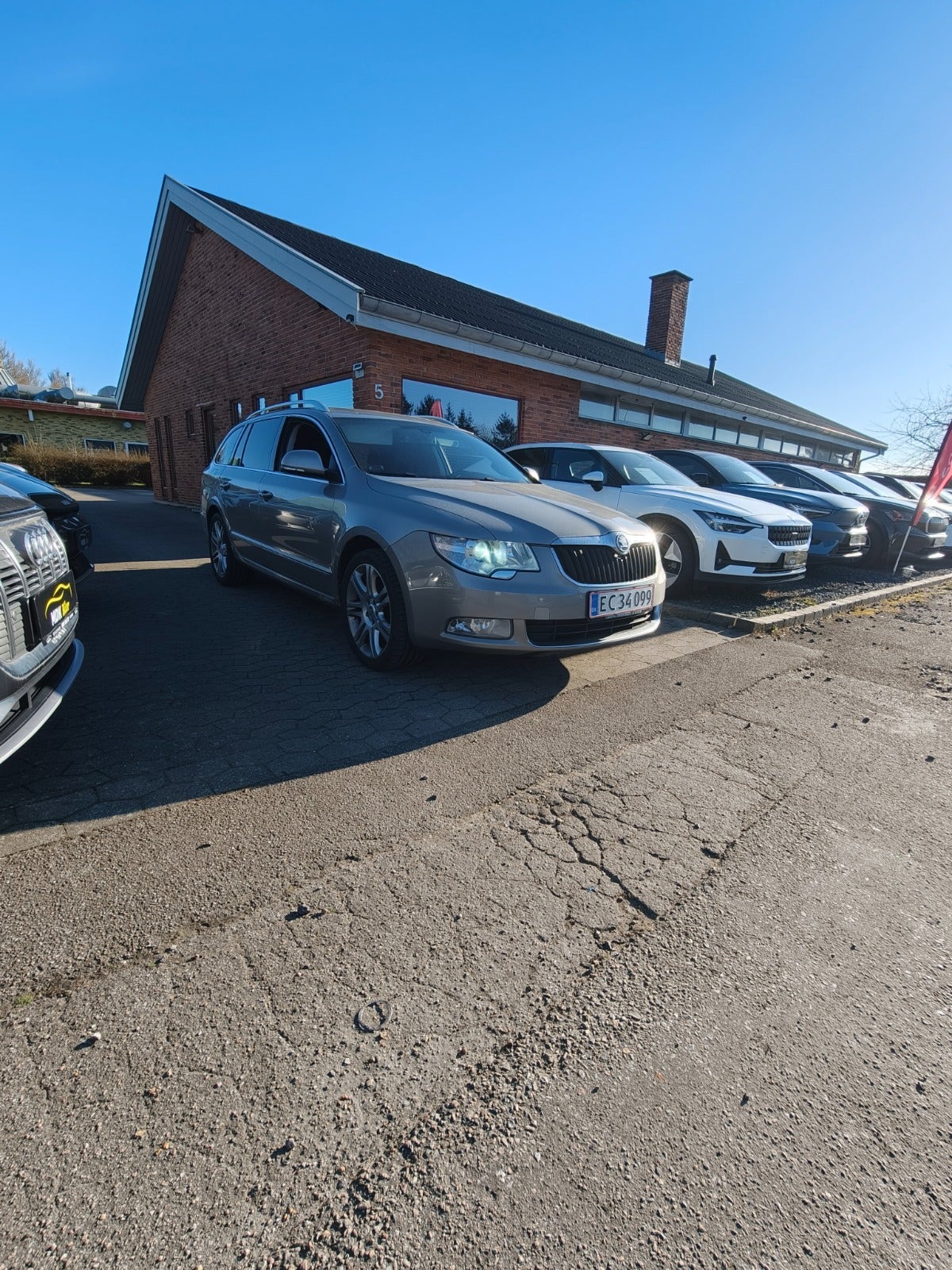 Billede af Skoda Superb 2,0 TDi 170 Elegance Combi DSG